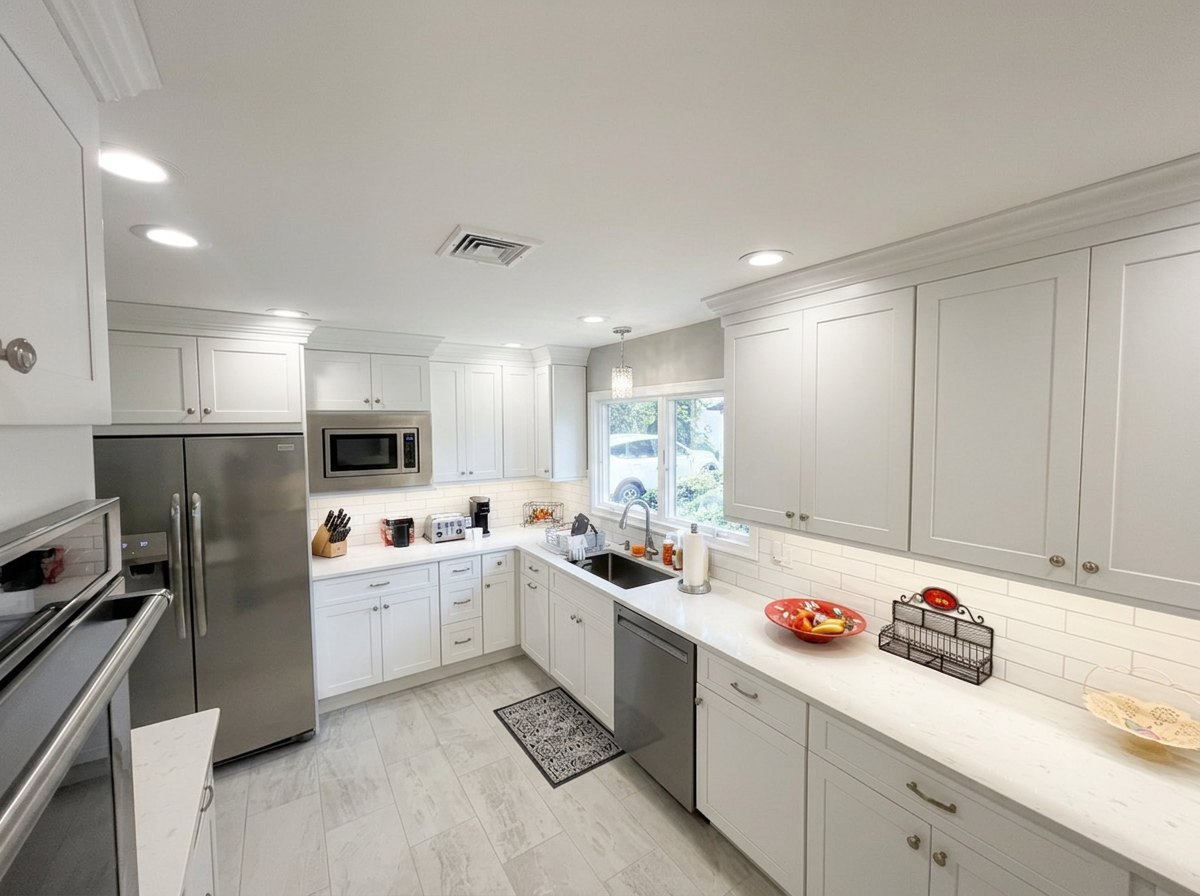 Cabinet run with stainless appliances