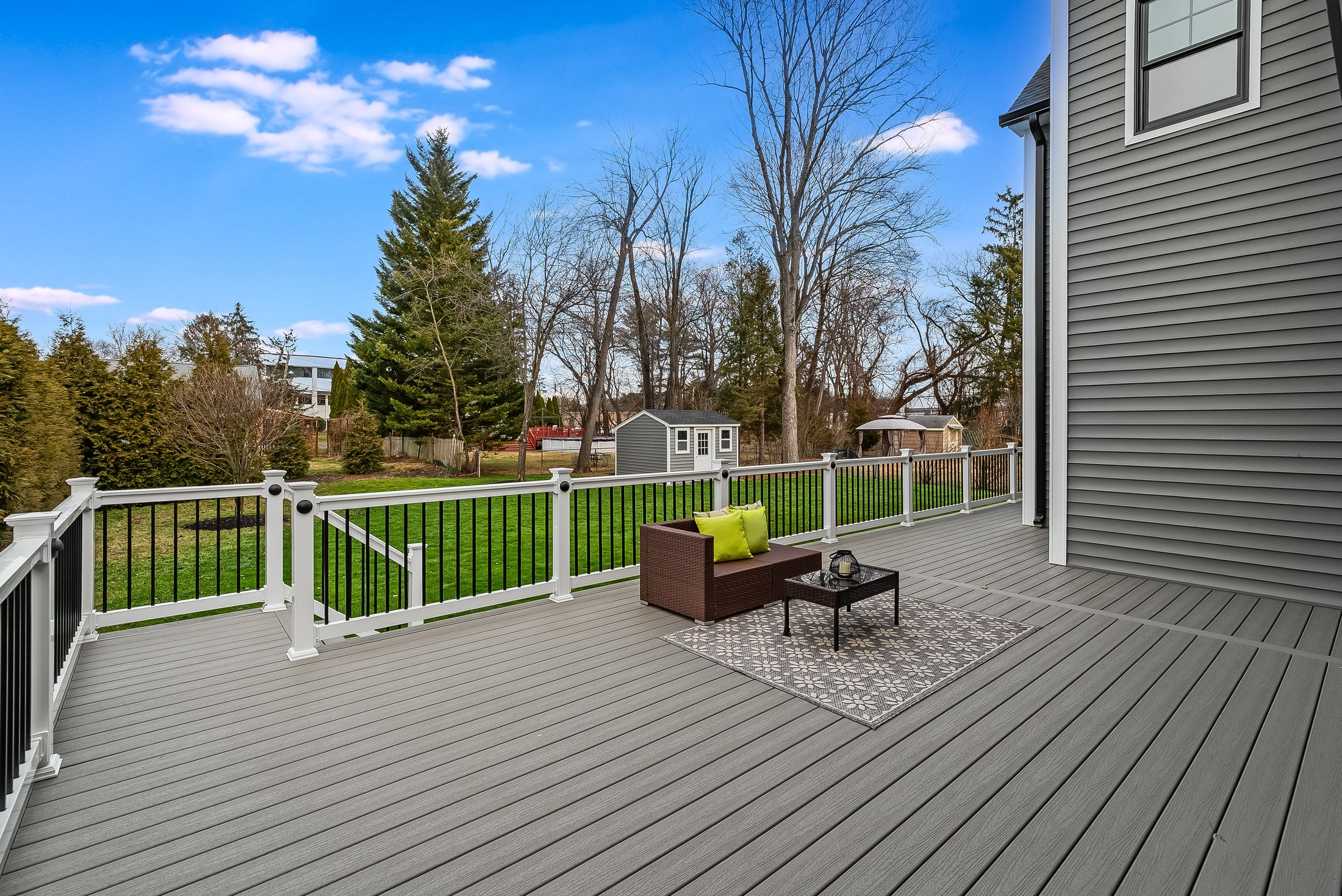 11 Laurel Place — Deck - The View